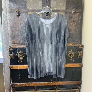 Lisa Rinna Collection M Grey Top